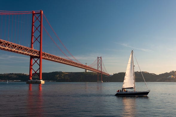 Location de voilier avec skipper à Lisbonne