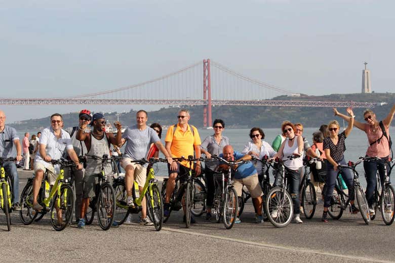 Photo de groupe de la visite à vélo