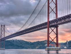 Pont du 25 Avril